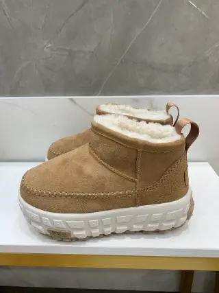 Ugg Snow Boots-Top — foto 13 de 13