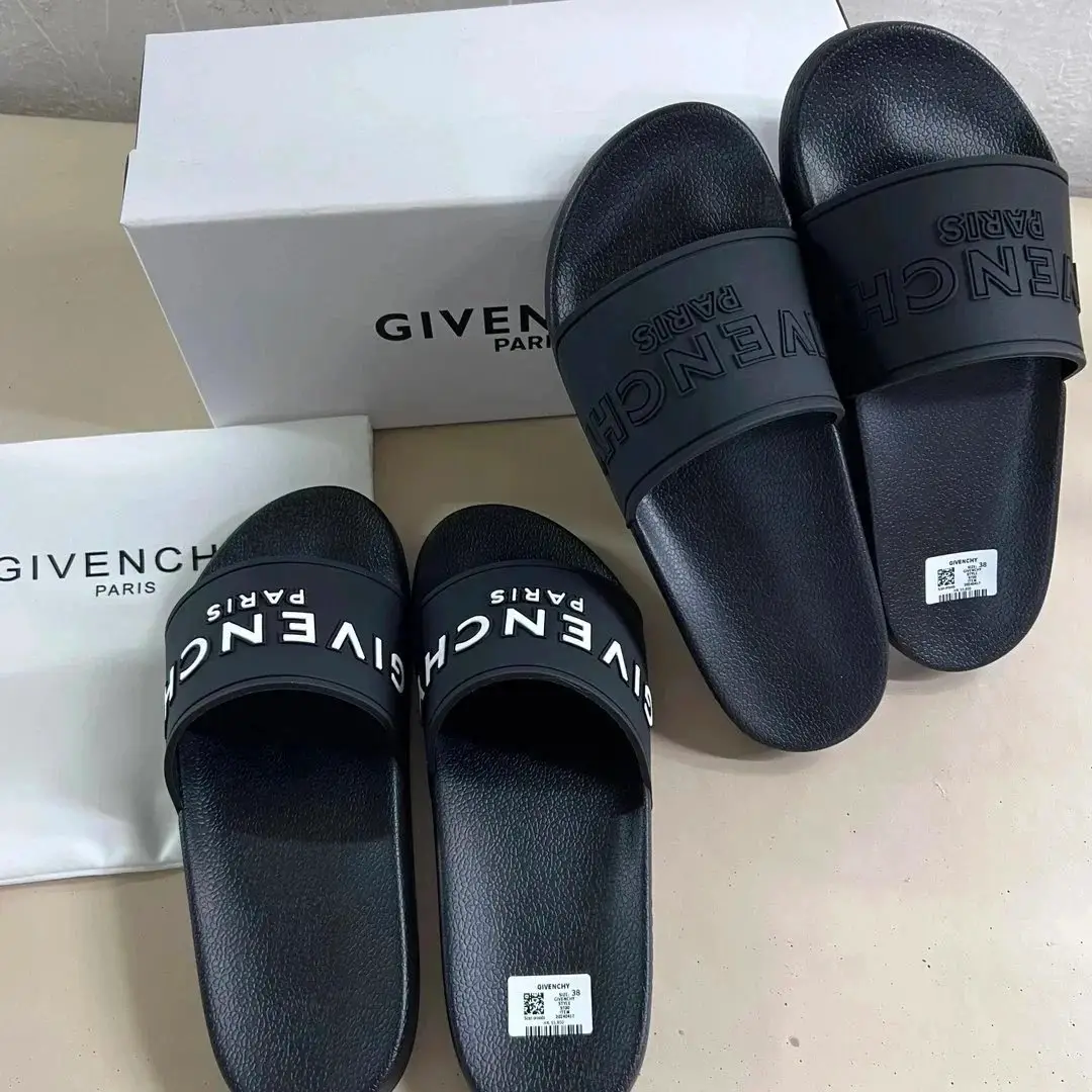 Balenciaga slippers ( 15 + styles) — foto 14 de 14