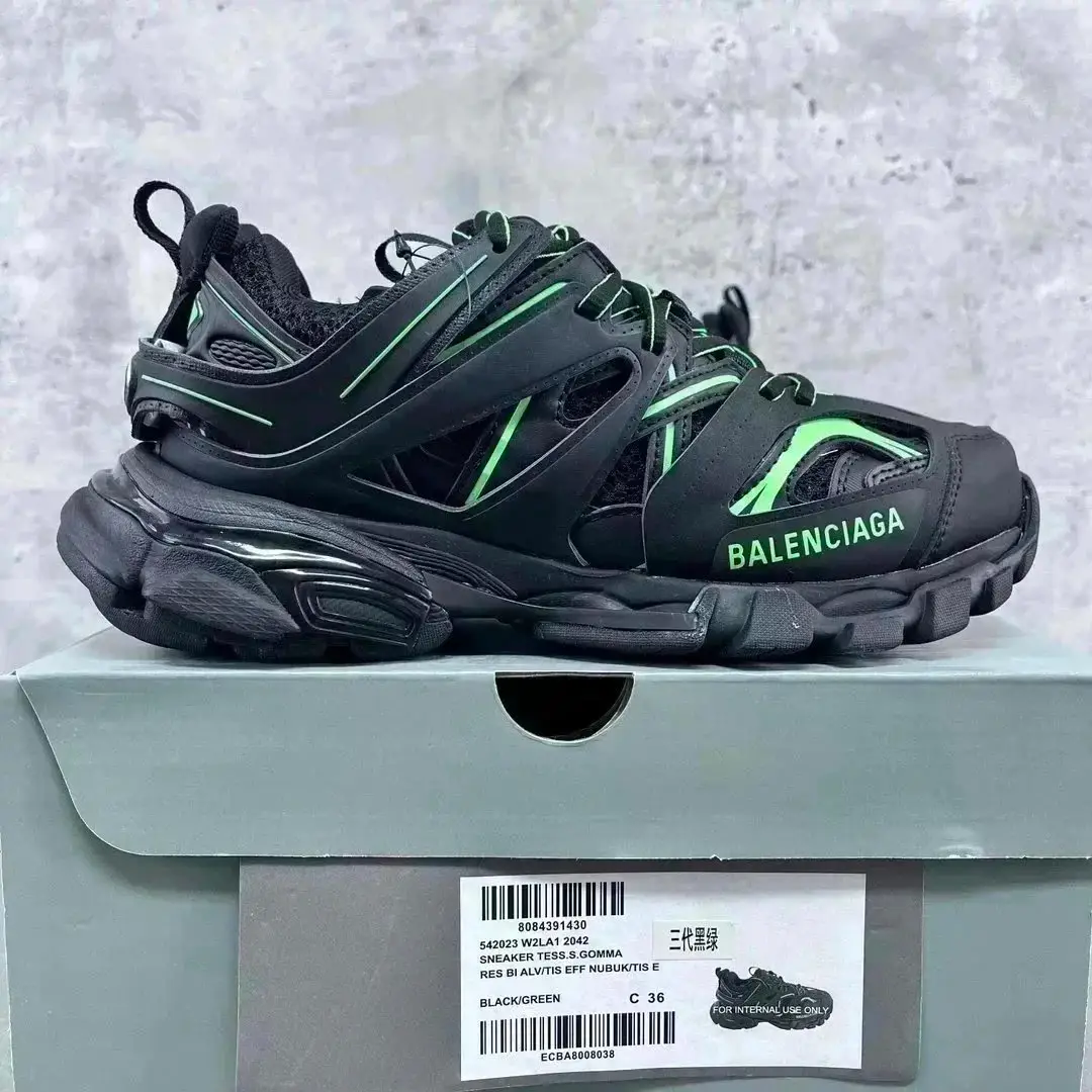 Balenciaga shoes — foto 14 de 15