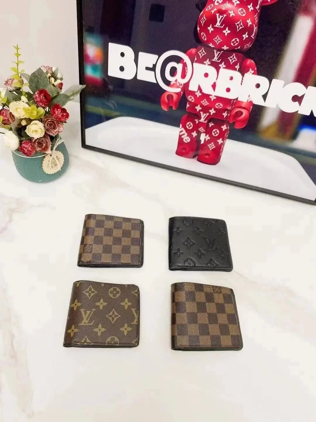 Louis Vuitton Wallet — foto 3 de 4