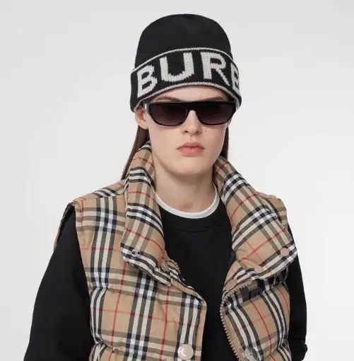 Burberry Beanie — foto 4 de 9