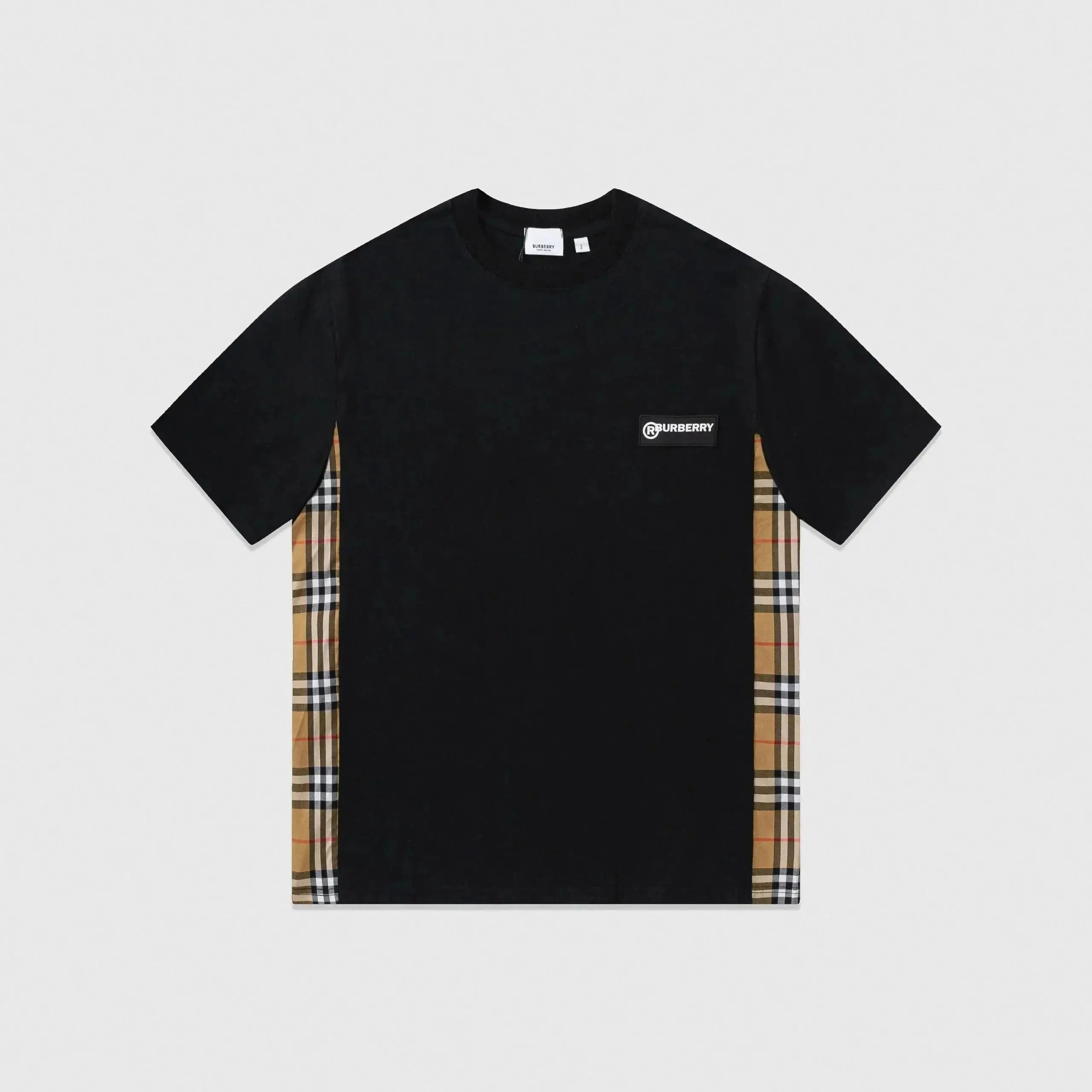 Burberry T-shirts — foto 9 de 9