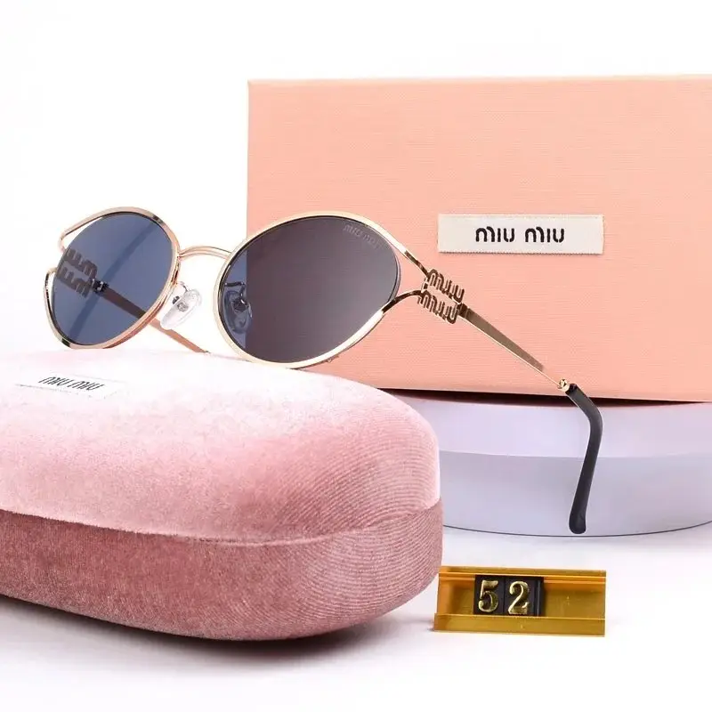 Miu Miu Sunglasses — foto 7 de 12
