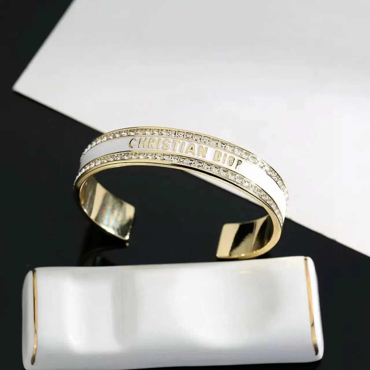 Chanel CC Logo Chain Bracelets [2 styles] — foto 12 de 14