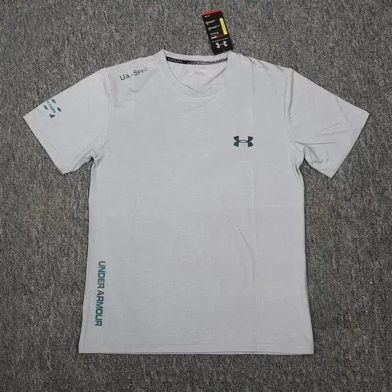 Under Armour sports pants， Jacket — foto 14 de 15