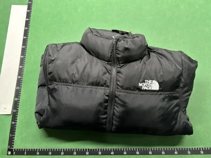 THE NORTH FACE Nuptse Down Jacket [39 styles] — foto 5 de 14