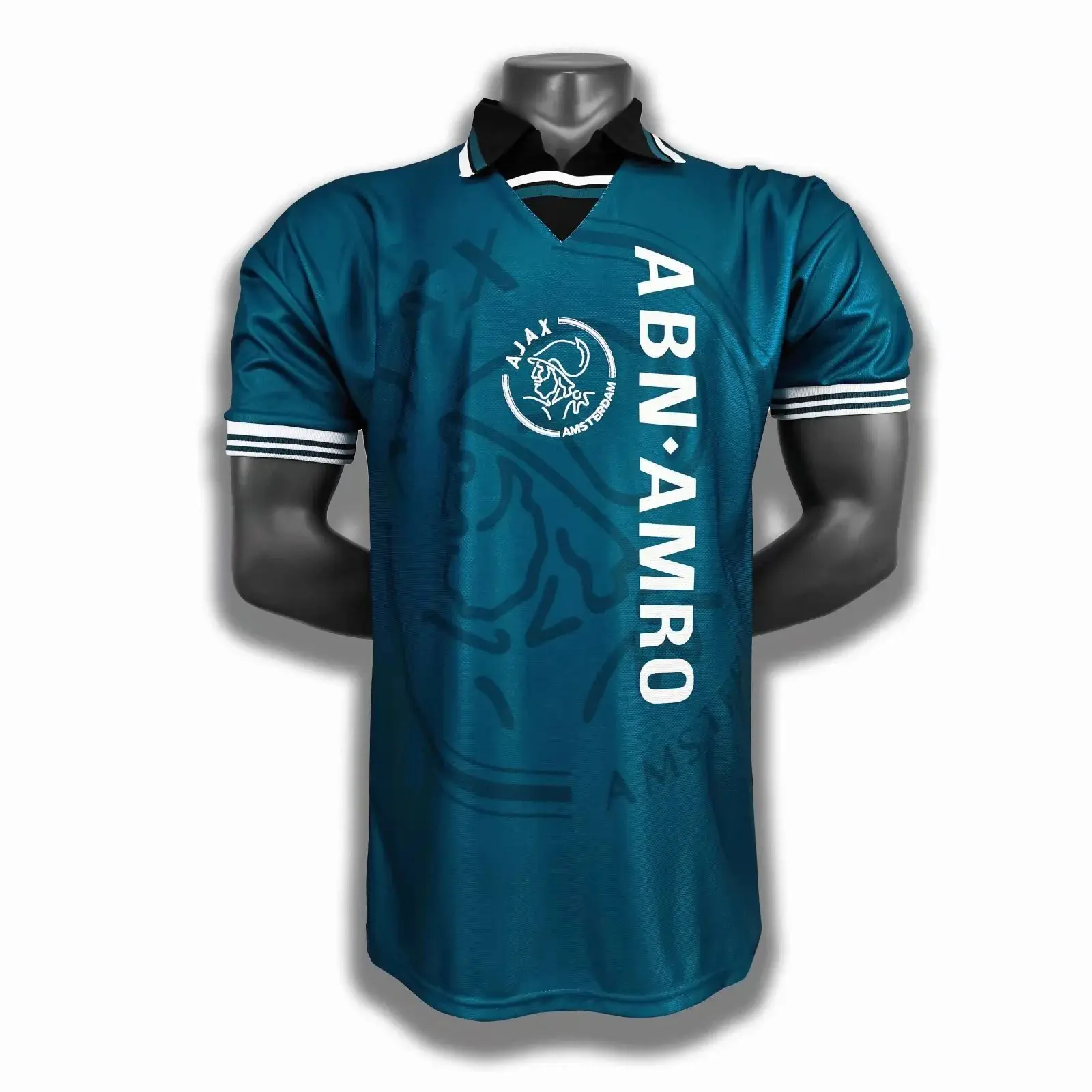 Adidas T-shirt — foto 12 de 14