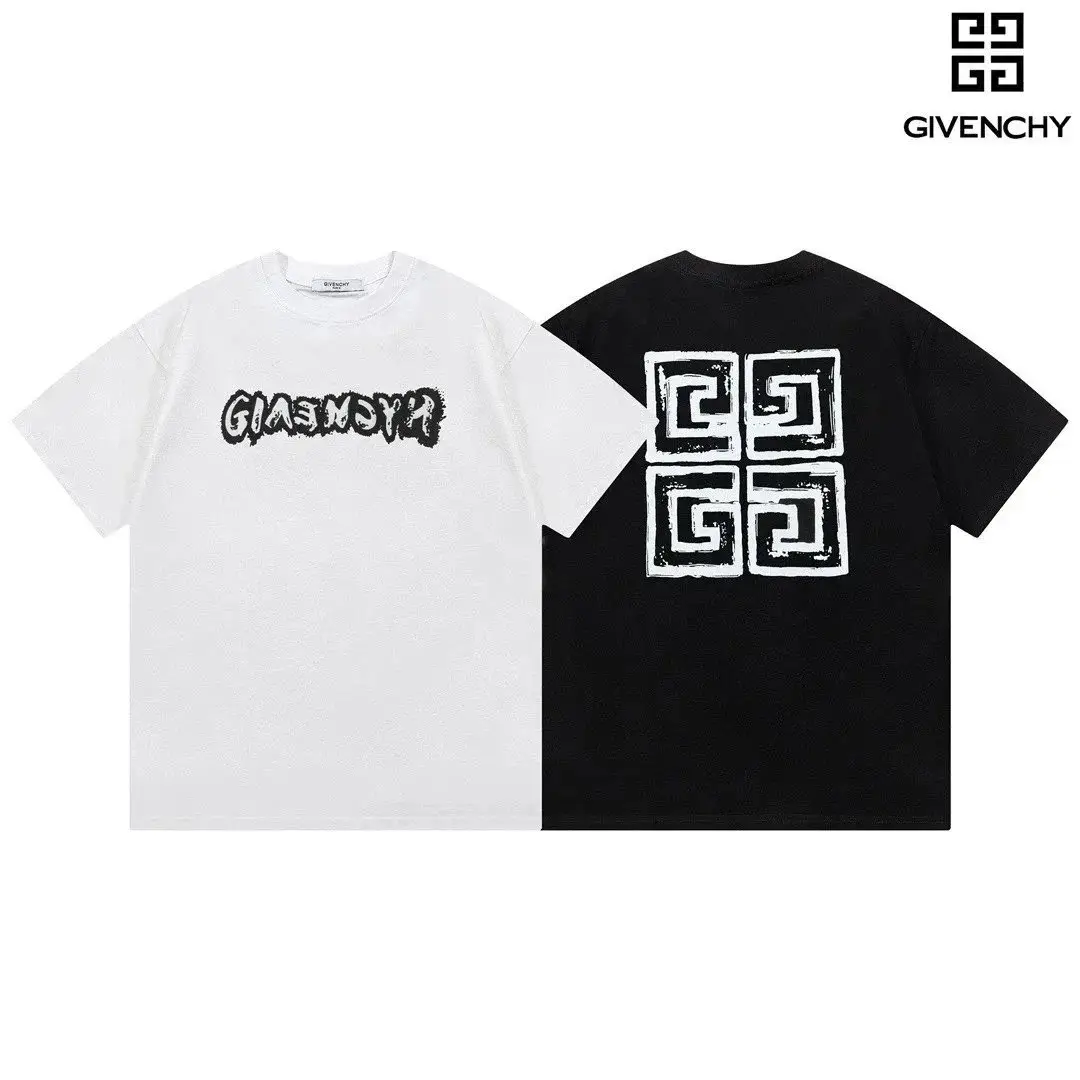 Givenchy T-shirt — foto 7 de 15