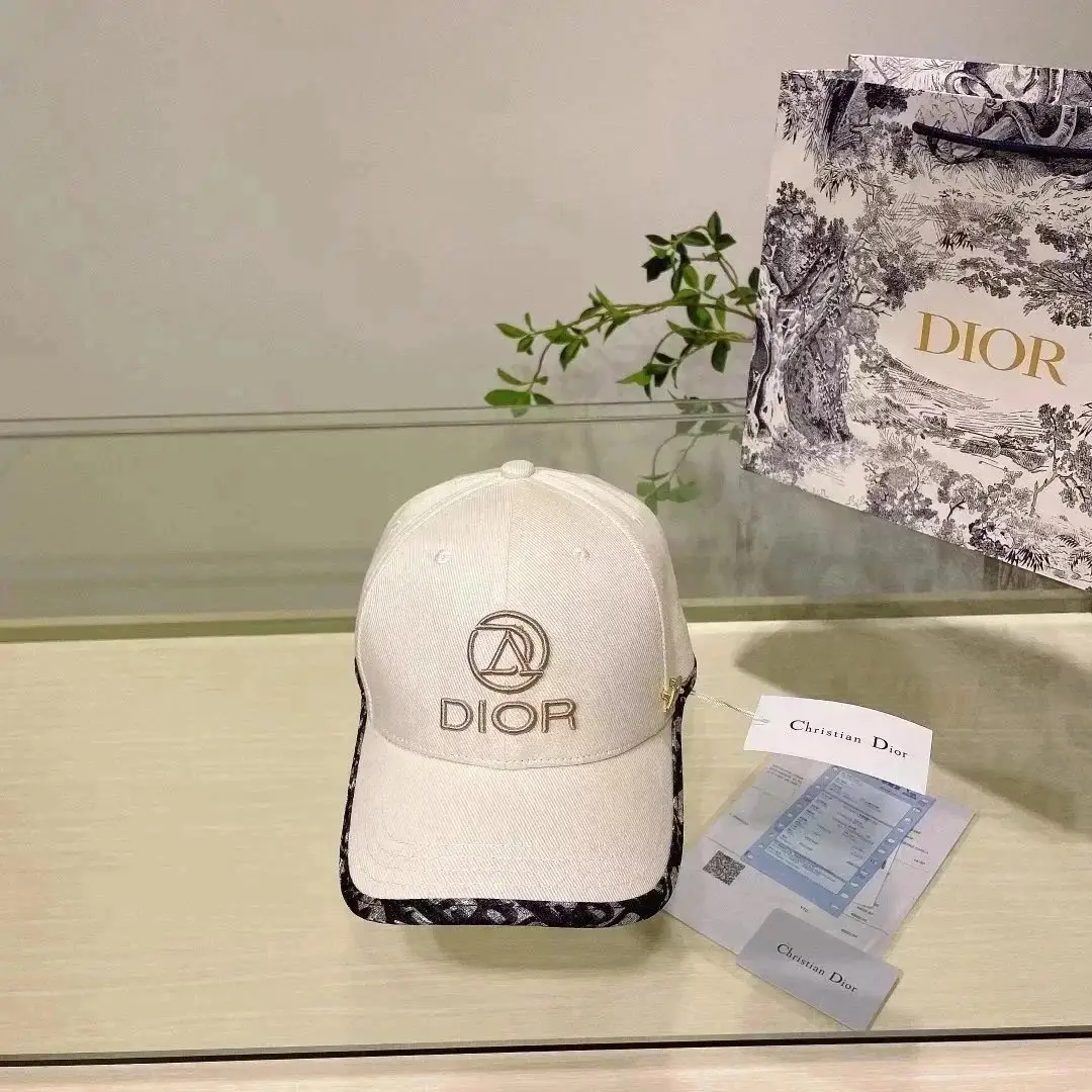Dior Hat — foto 12 de 13