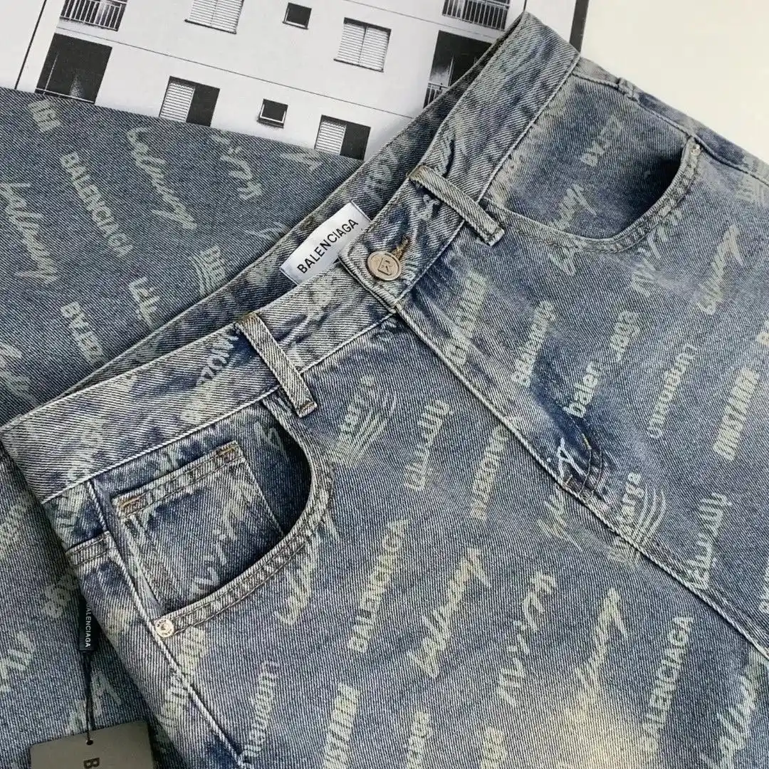 BURBERRY Jeans — foto 4 de 13