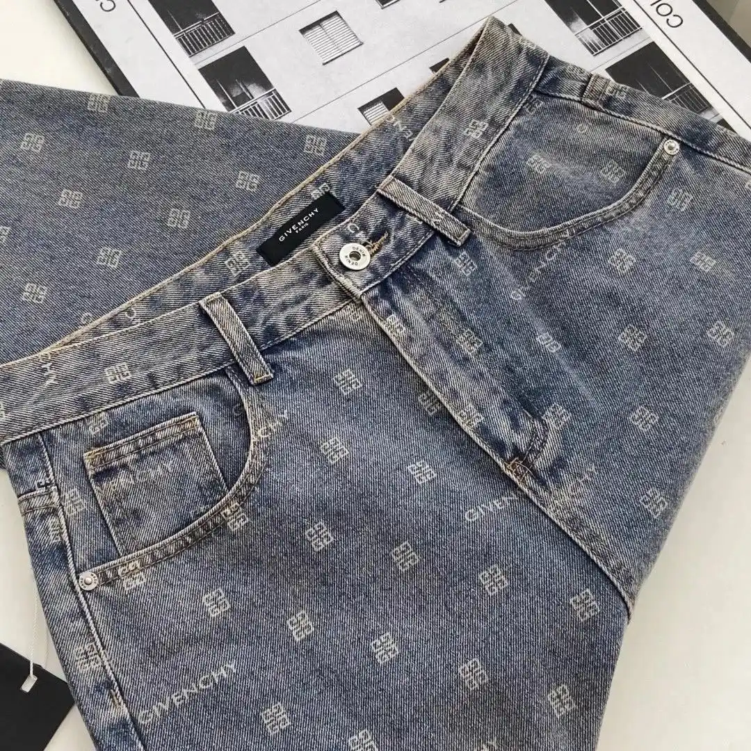 Burberry Equestrian Knight Logo Jeans [6 styles] — foto 10 de 14