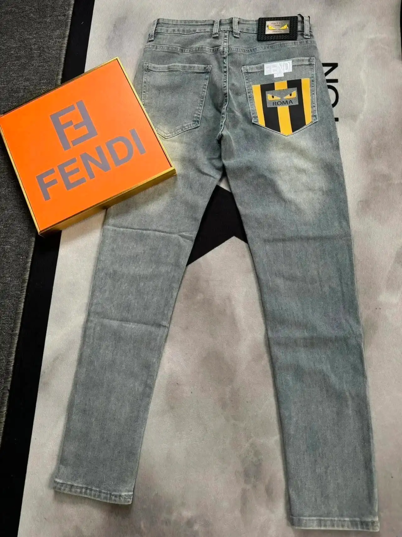 Fendi Pants — foto 5 de 5