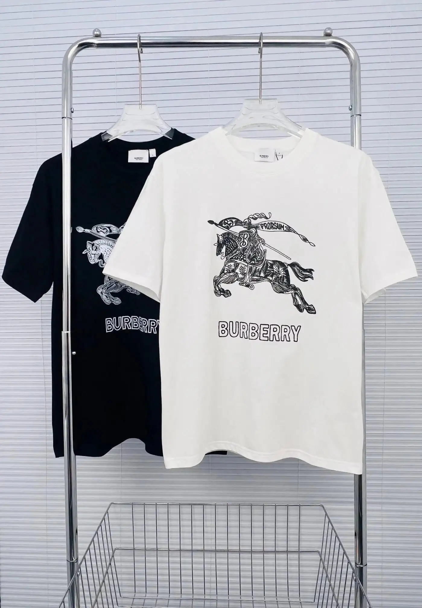 Burberry T-shirt — foto 3 de 15