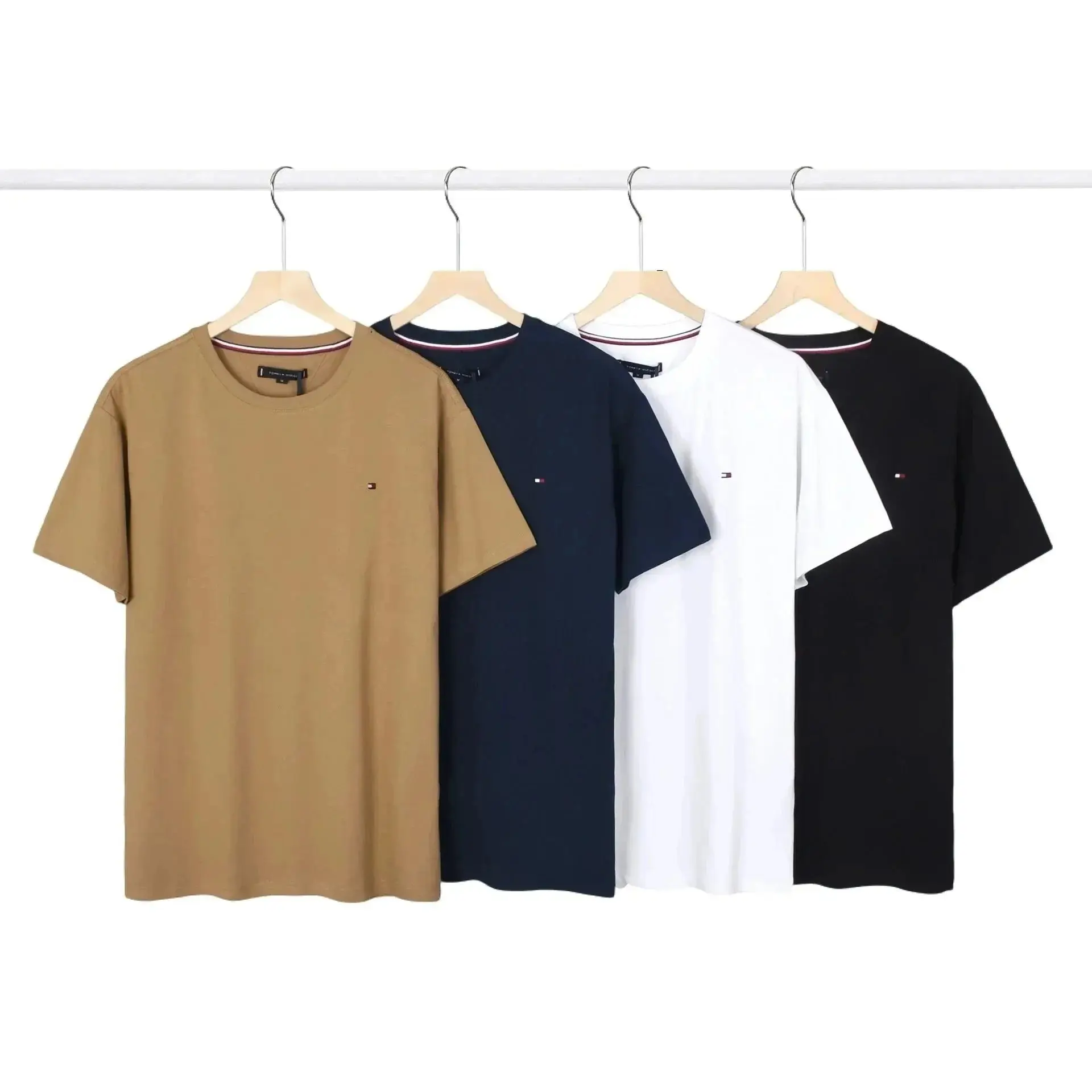 Tommy Hilfiger T-Shirt & Polo [40 styles] — foto 3 de 3
