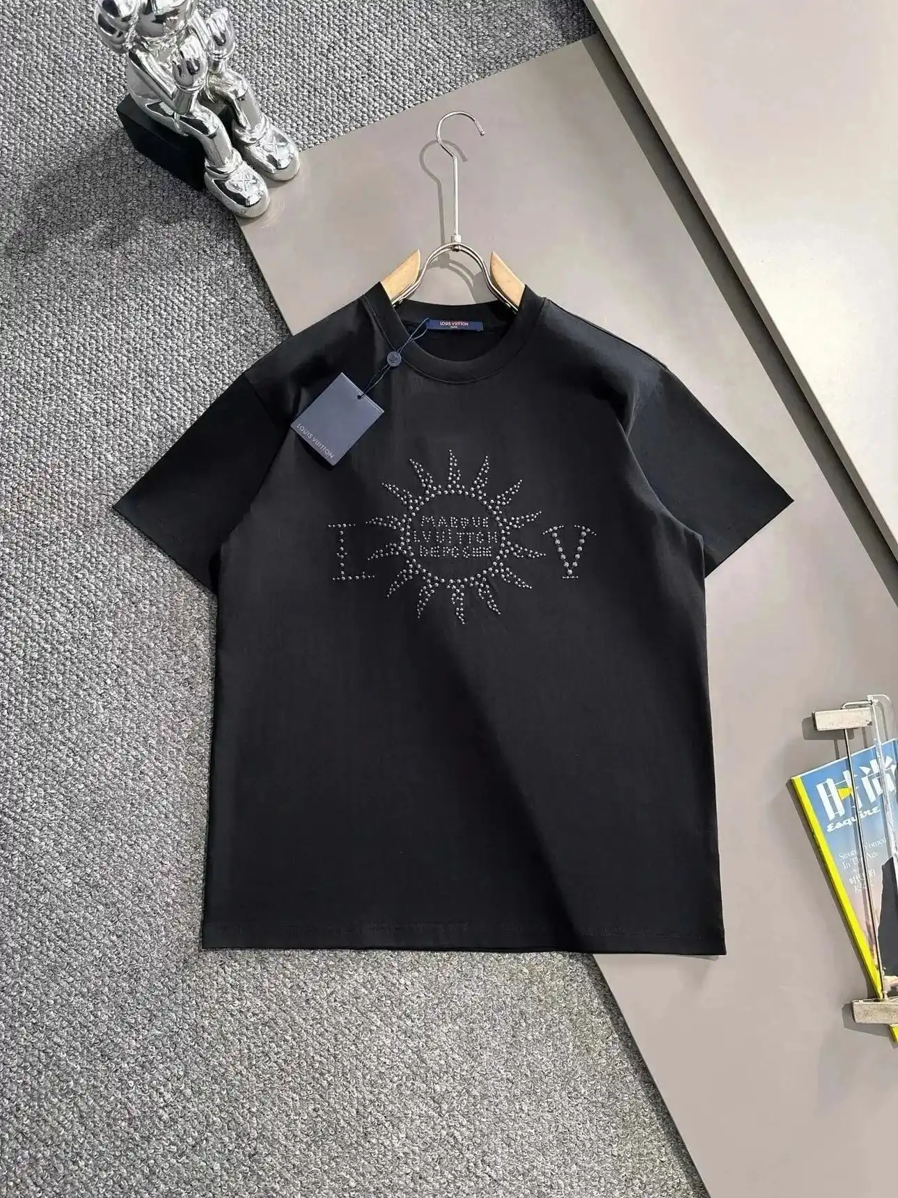 LV T-Shirt — foto 4 de 10