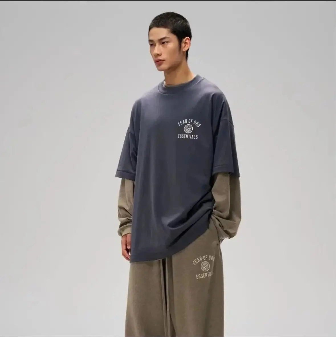 Fear Of God Essentials T-Shirt [28 styles] — foto 11 de 15