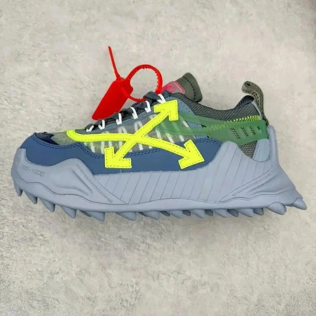 off white sneakers (20+) — foto 3 de 12