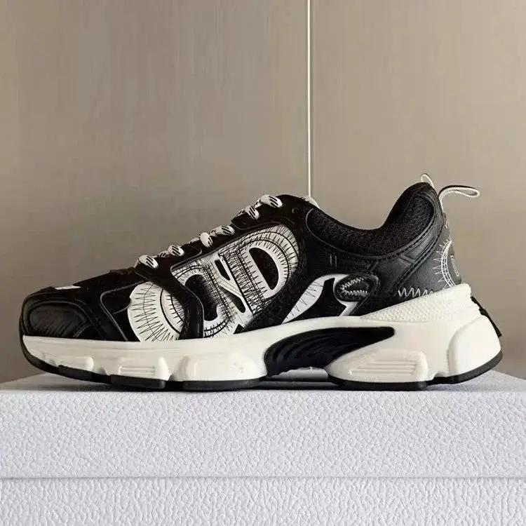 2025 dior b30 — foto 3 de 5
