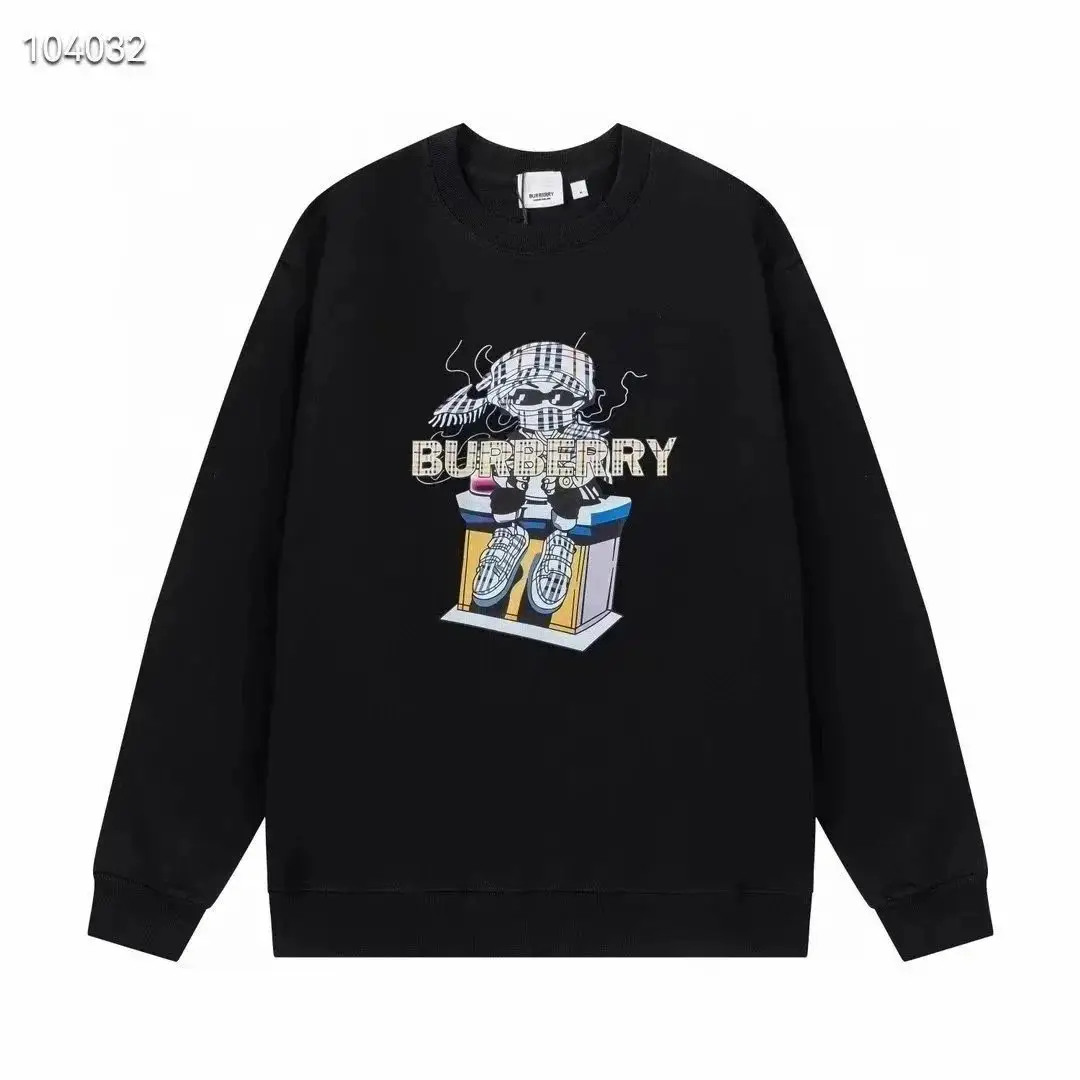 Burberry Check Print & Teddy Bear Graphic Sweatshirts — foto 11 de 11