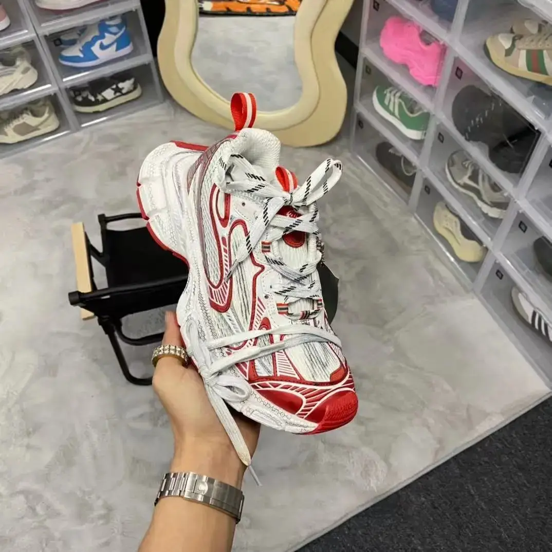 Balenciaga Track 10.0 Sneakers ?Price — foto 8 de 8