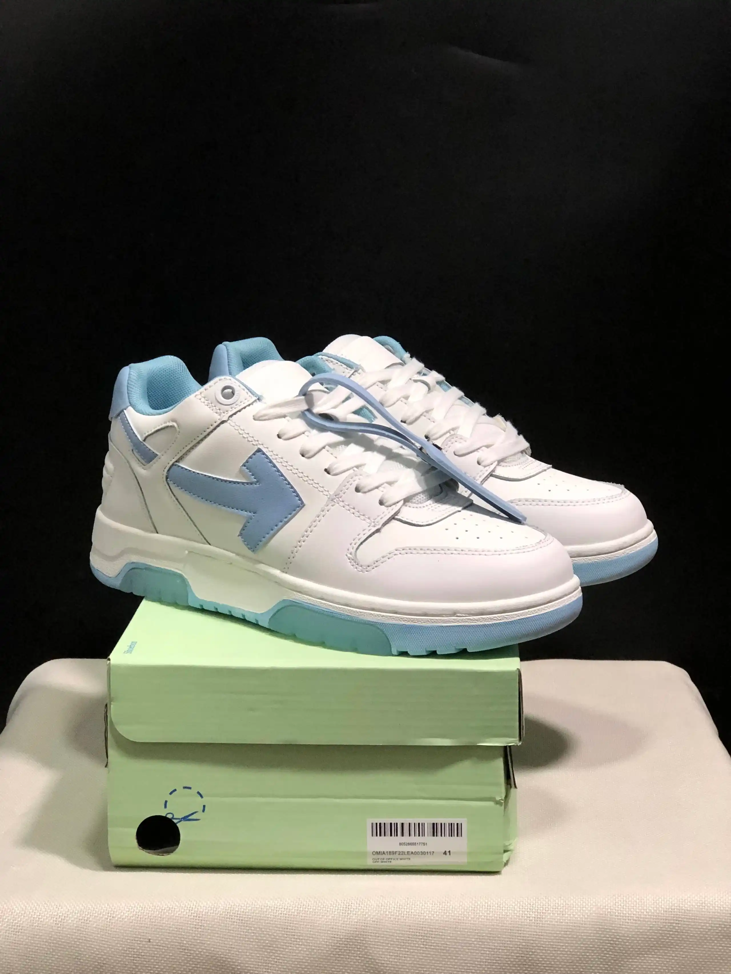 Off-White Out Of Office Sneakers — foto 2 de 10