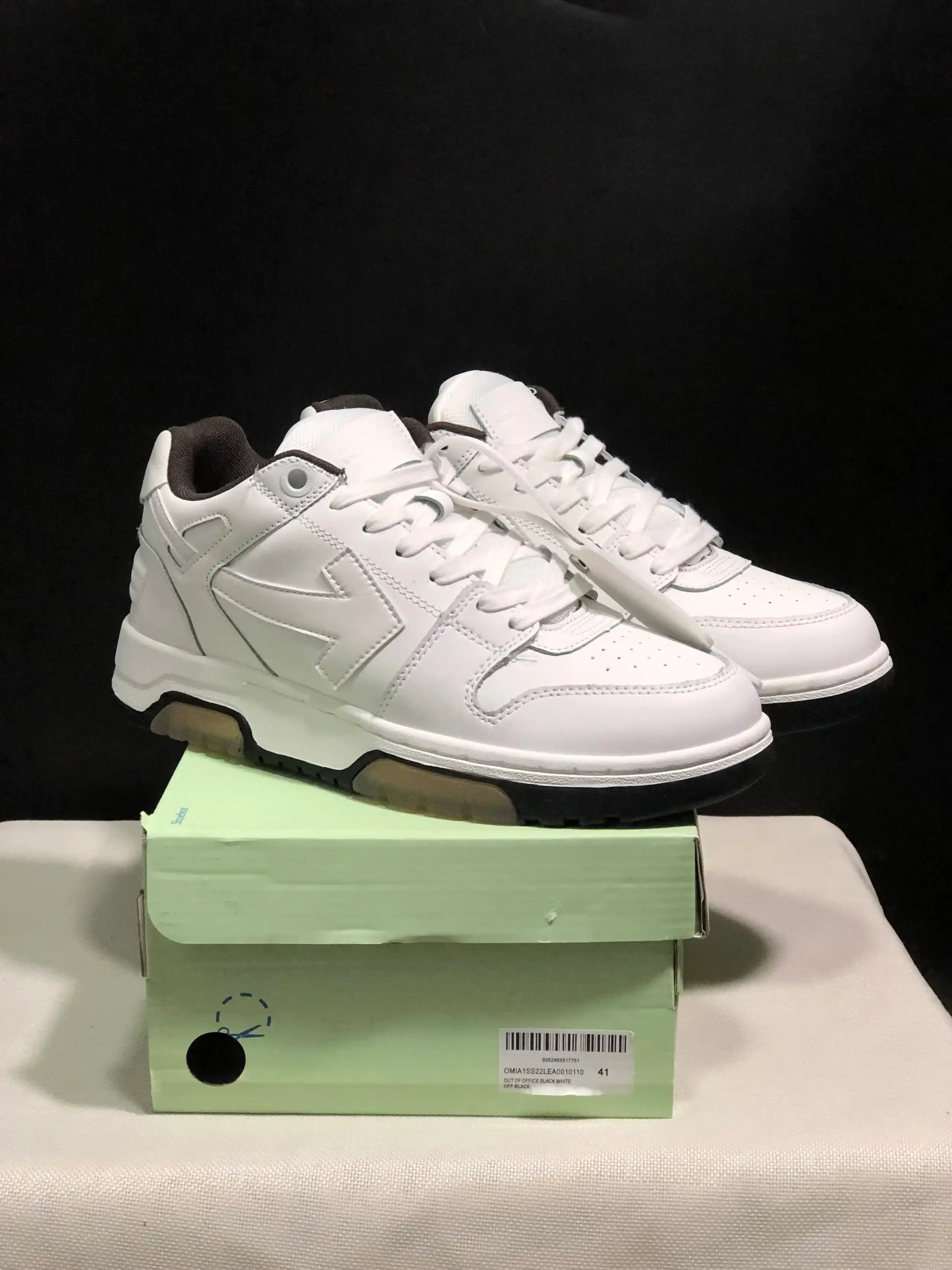 Off-White Out Of Office Sneakers — foto 3 de 10