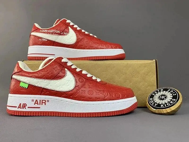 LV ARCH LICHT SNEAKER — foto 12 de 15