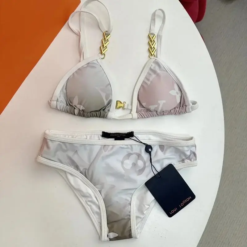 Chanel Swimwear — foto 14 de 15
