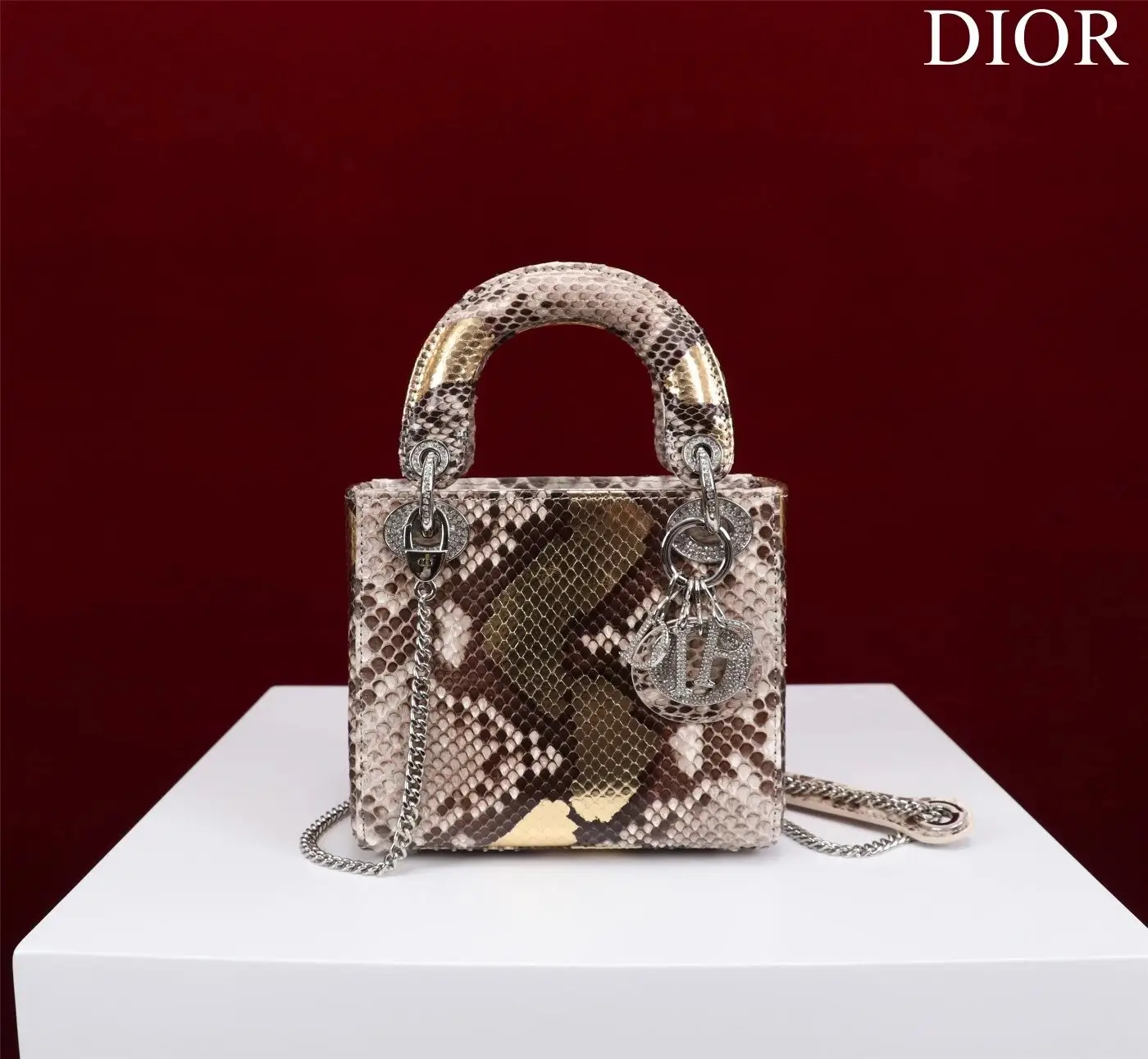Dior Handbags [15 styles] — foto 5 de 15