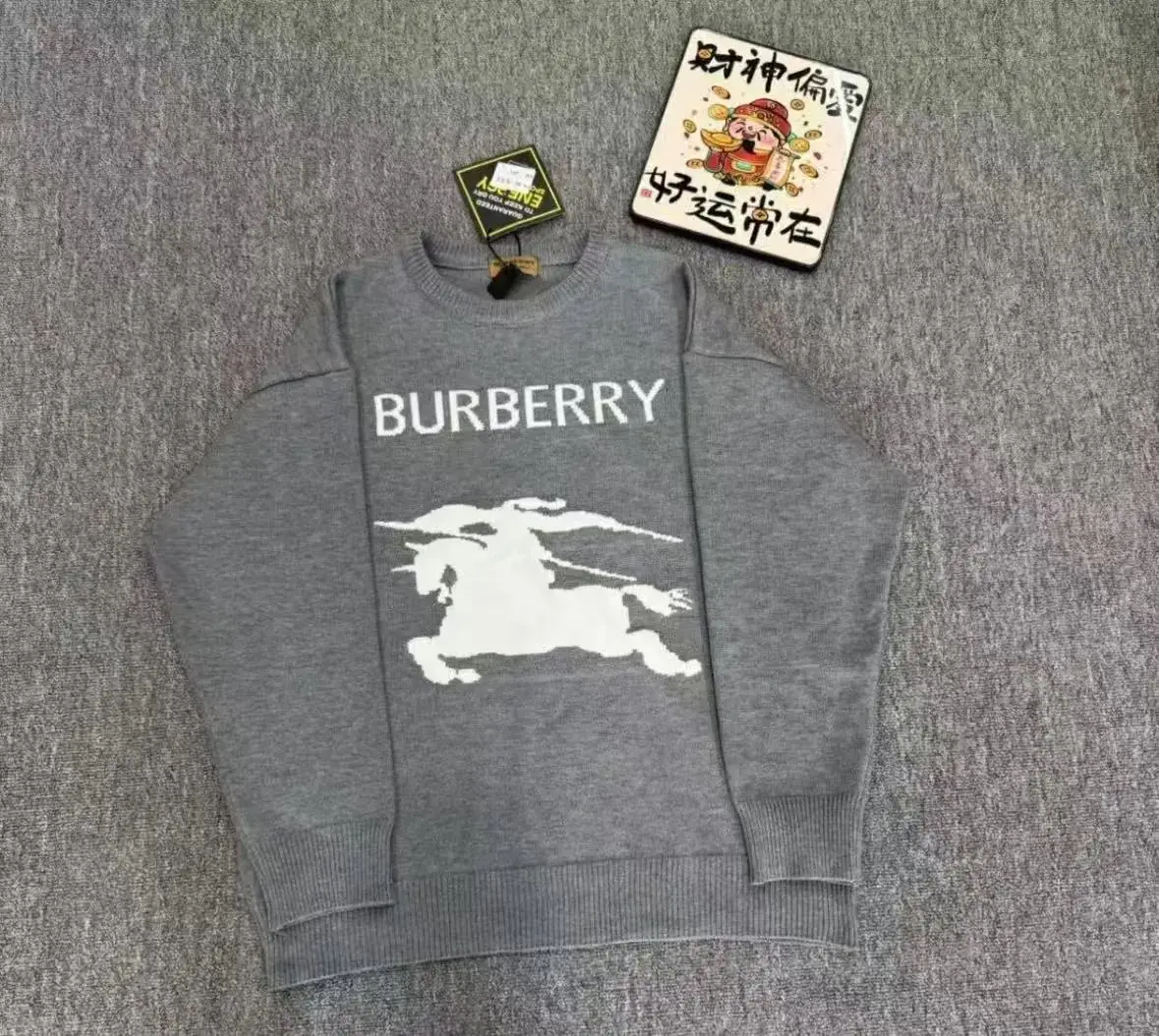 Louis Vuitton Sweater [13 styles] — foto 7 de 14