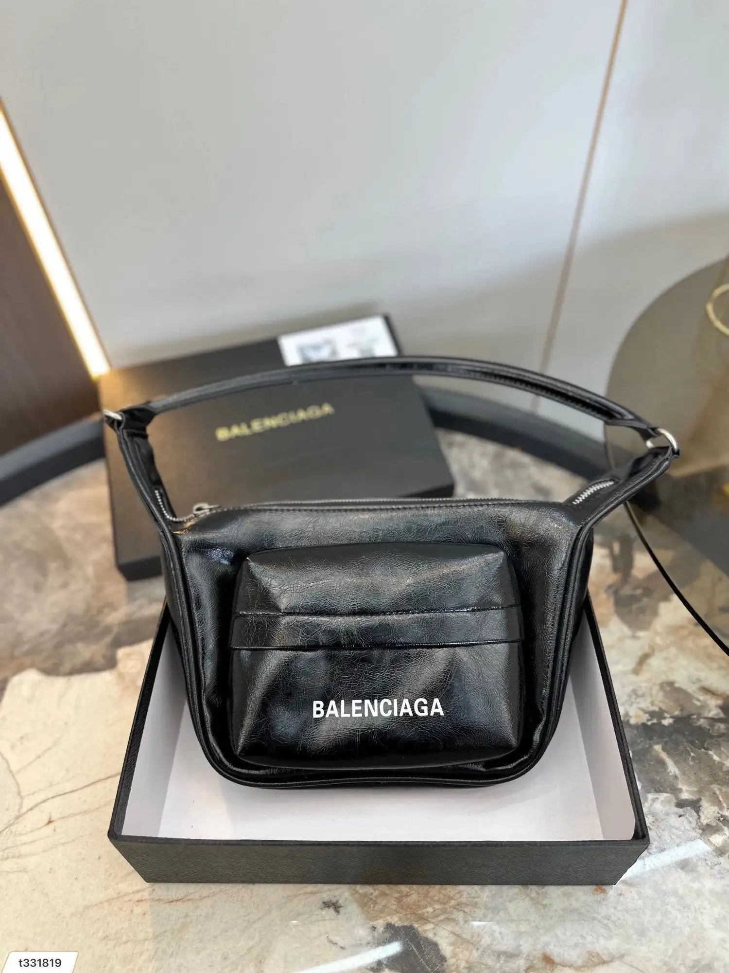 Balenciaga Chain Bag [15 styles] — foto 7 de 15