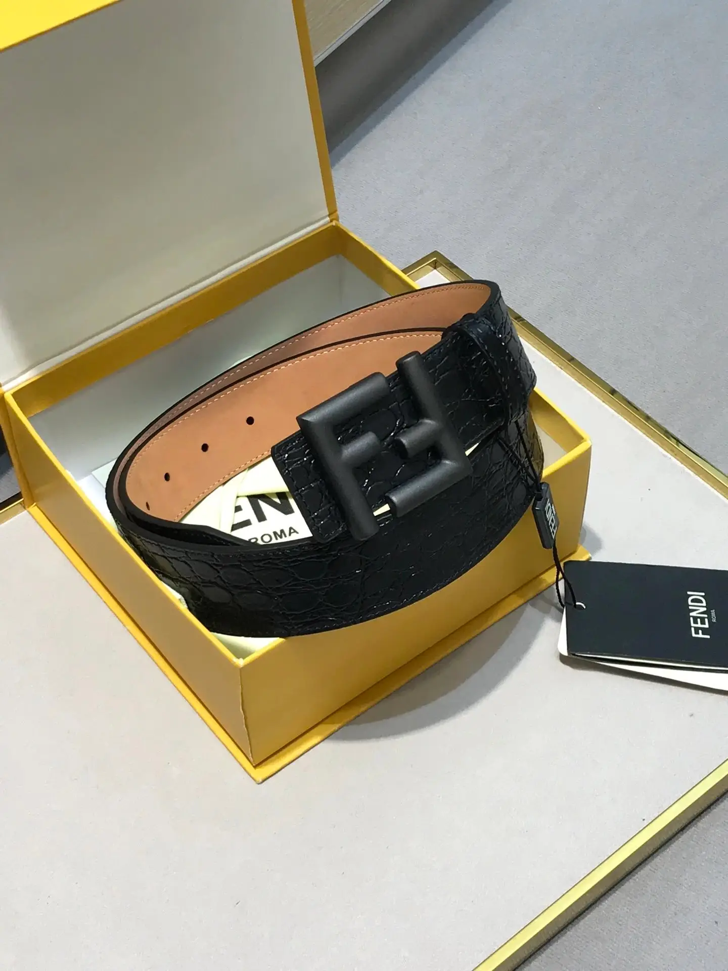 Fendi Leather Belt [14 styles] — foto 9 de 14