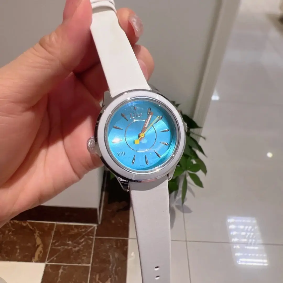 Dior Quartz Watch [8 styles] — foto 2 de 9